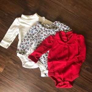 Baby Gap onsie bundle